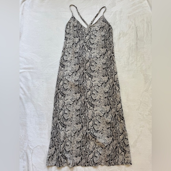 NWT reformation kat midi dress - Picture 2 of 3